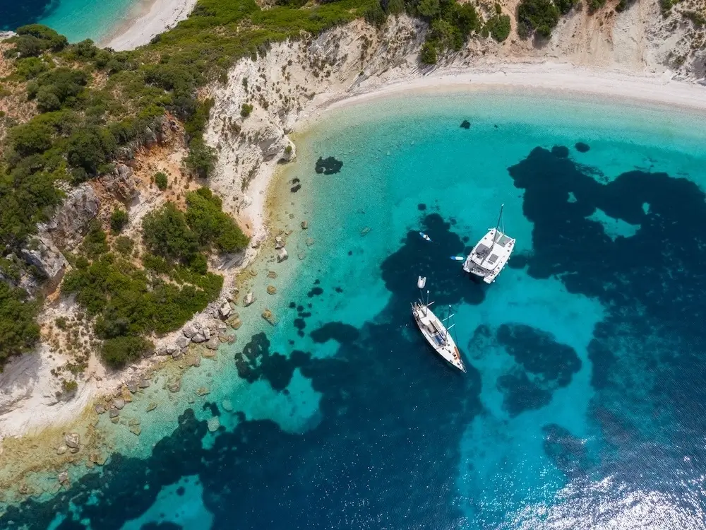 Difference Between Sailboat And Catamaran 5